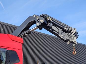 FH 16.650 8x4 / HIAB 105 t/m CRANE / KRAN